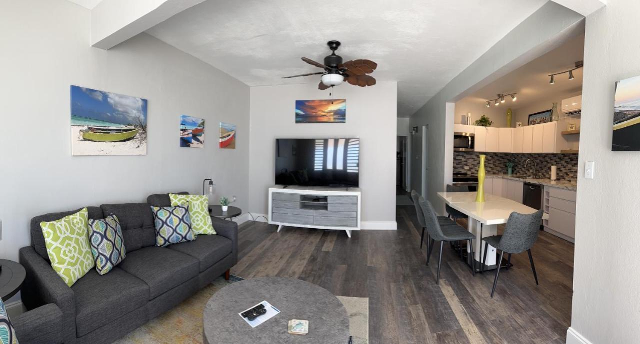 Aguada Beach Condos Экстерьер фото