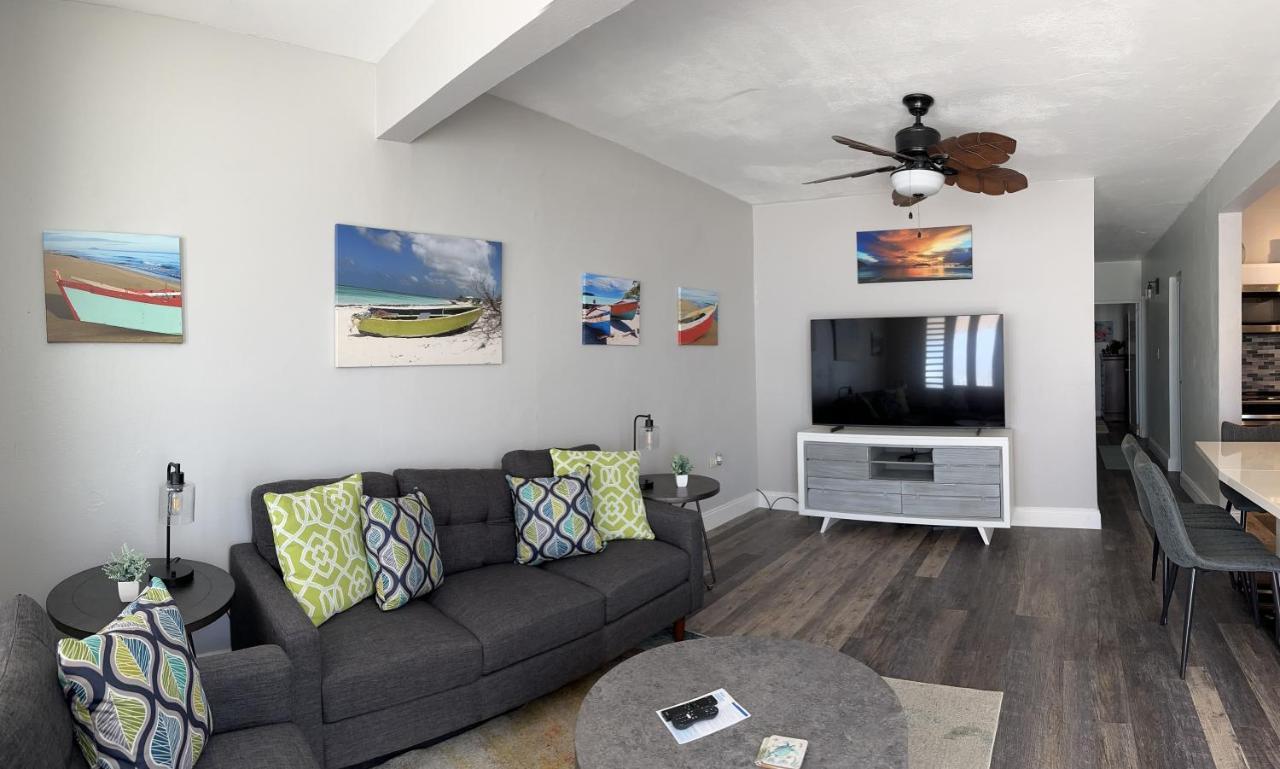 Aguada Beach Condos Экстерьер фото