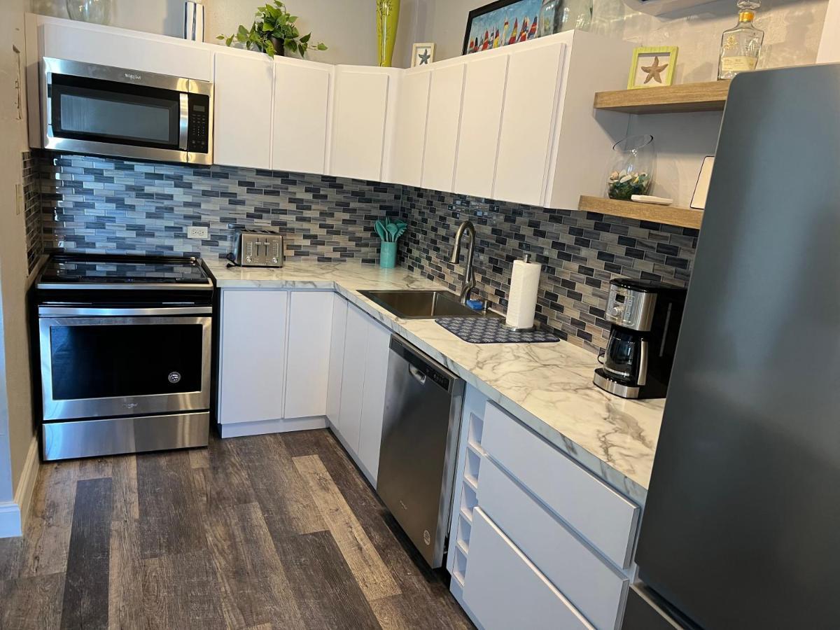 Aguada Beach Condos Экстерьер фото
